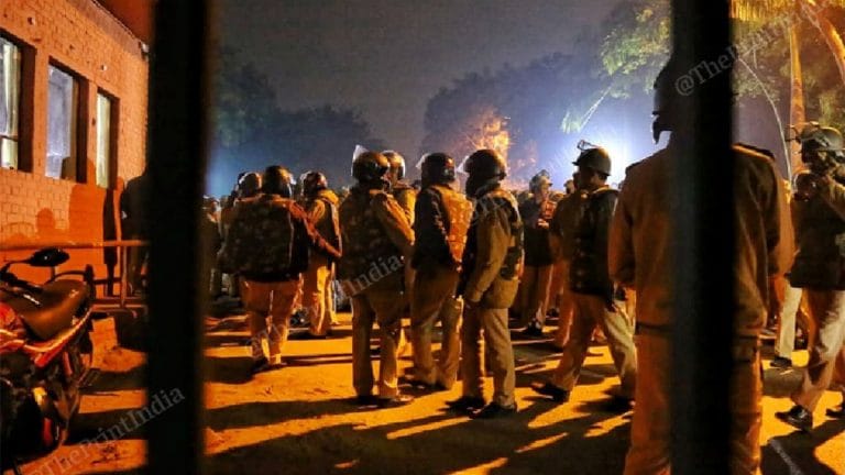 Times Now & ABP lead on JNU violence, Republic stays with Arnab debate, Zee in WWIII mode