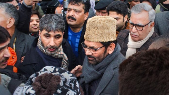 Union Minister for Minority Affairs Mukhtar Abbas Naqvi visits Lal Chowk during his public outreach programme in Srinagar