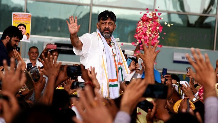 Karnataka Congress is unearthing scams, checking BJP. The problem? Its own leaders