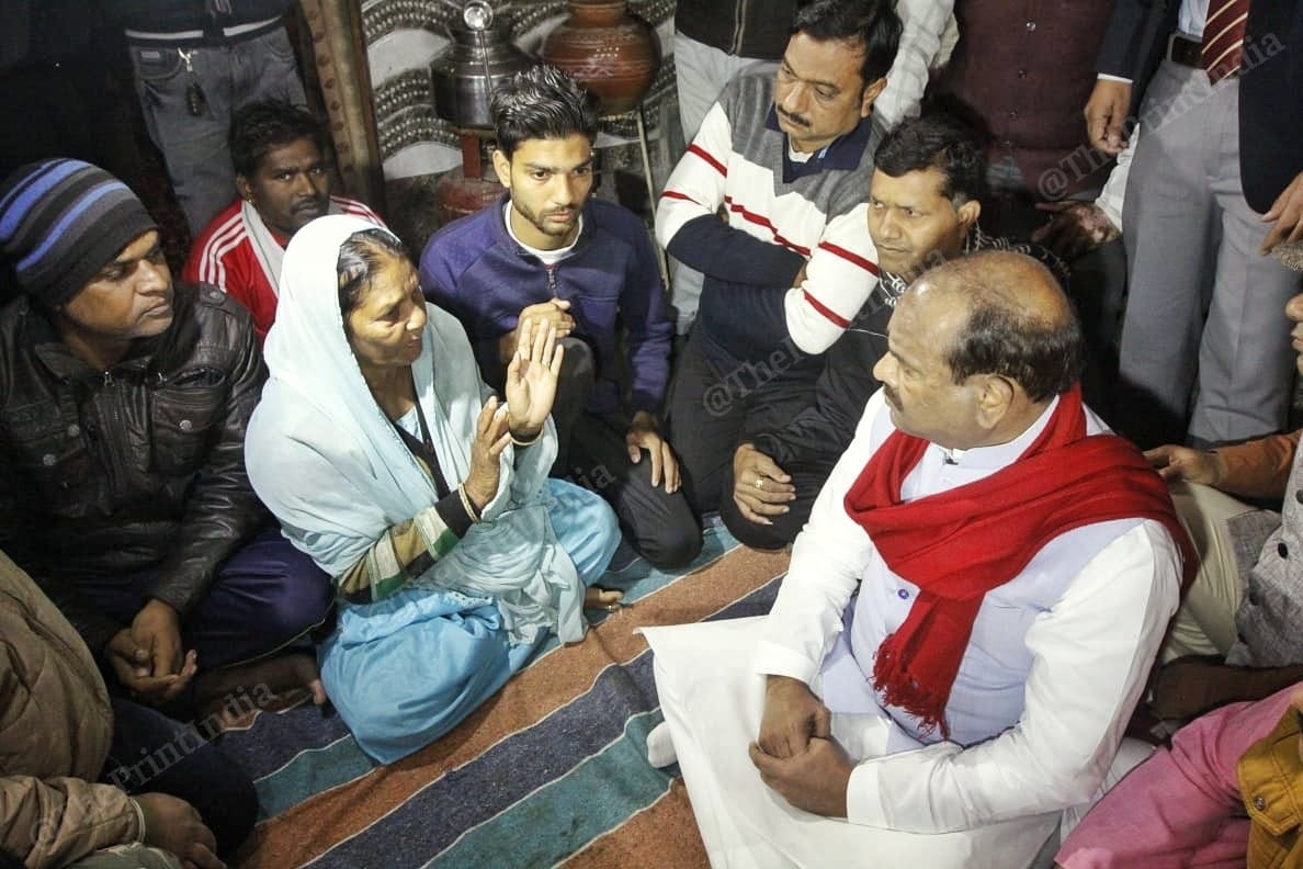 Lok Sabha Speaker Om Birla speaks to the family of Asim Hussain, whose 13-day-old daughter died at JK Lon hospital 