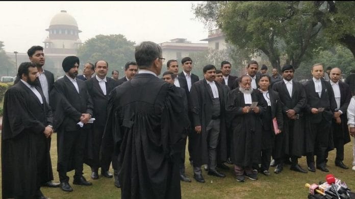 Representational image | File photo of a gathering of lawyers in Delhi| Debayan Roy