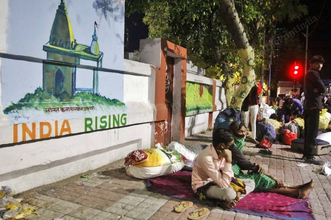 People resting | Photo: Praveen Jain | ThePrint