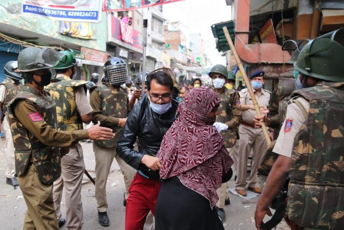 Delhi Police at Shaheen Bagh | Photo: Sura Singh Bisht | ThePrint