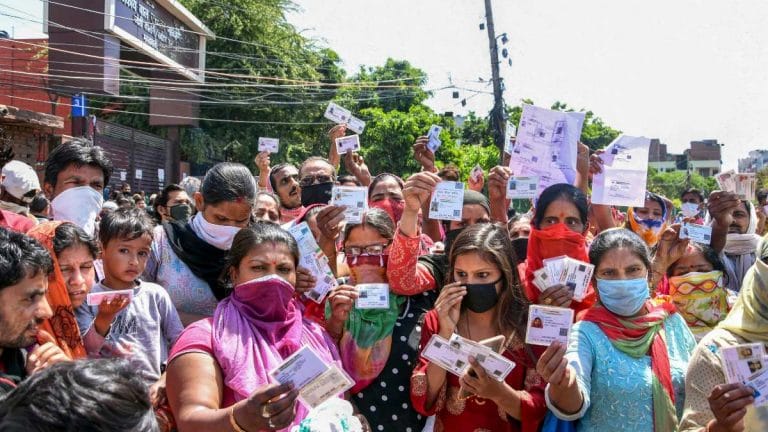 Sealing wax in Aadhaar foundation won’t work. Cracks need to be ‘acknowledged & fixed’