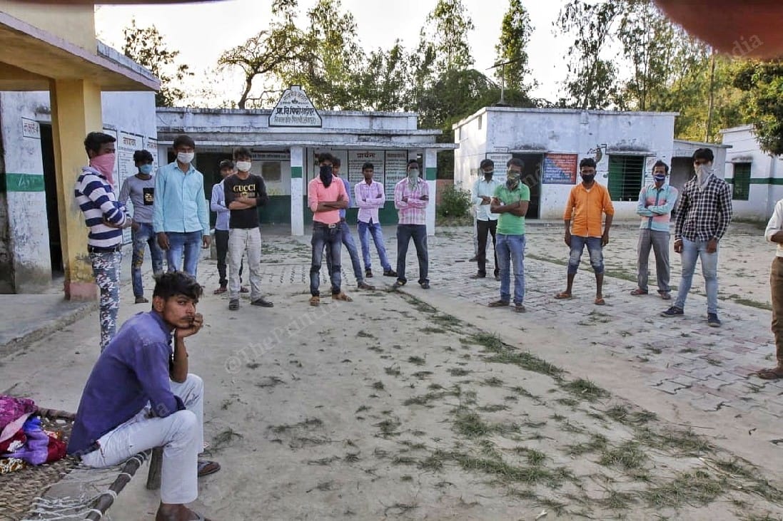 The migrant labourers at the quarantine centre in Pimpri-Shadipur village | Photo: Praveen Jain | ThePrint