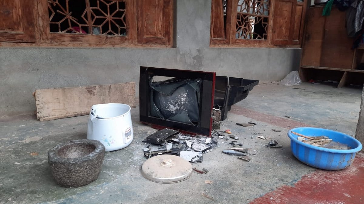 Broken items at Ateeqa Dar's house in Nasrullah Pora in Budgam | Photo: Azaan Javaid | ThePrint