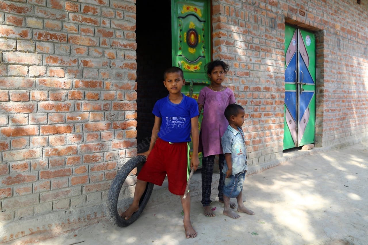 Children spend their days playing or helping their parents while schools in Hardoi remain shut | Suraj Singh Bisht | ThePrint