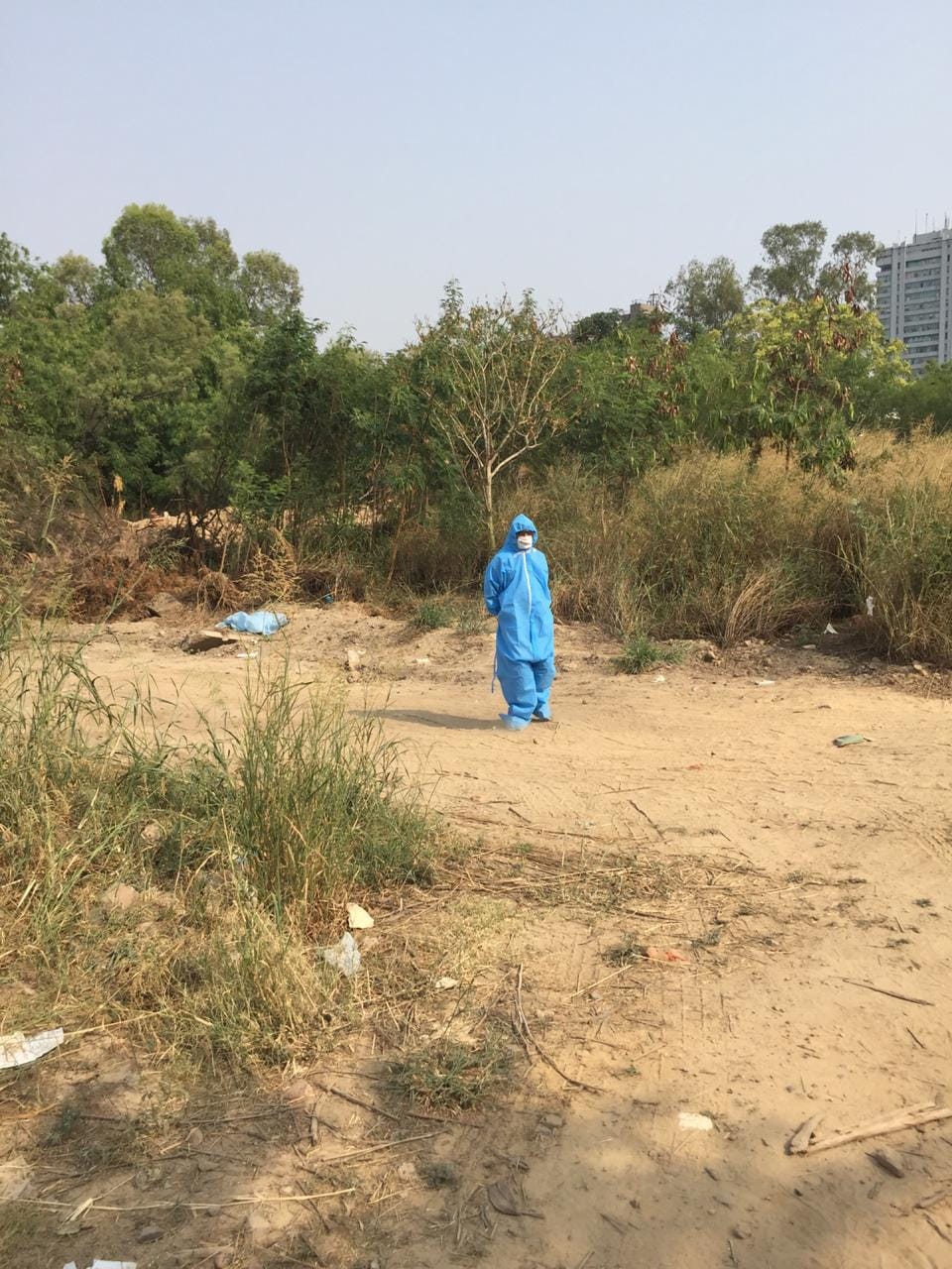 Mohammad Javed in a PPE suit at the New Cemetery for Mohammedans | Photo: Sravasti Dasgupta | ThePrint
