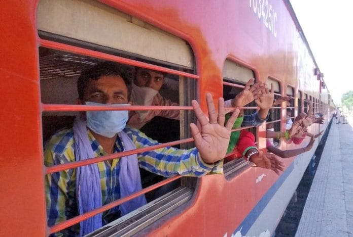 Migrant labourers depart for their hometowns from Mohali, Friday | Representational image | ANI