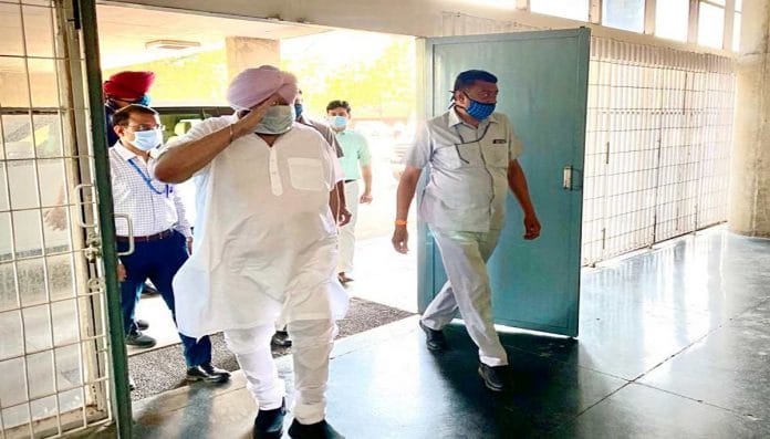 Punjab CM Amarinder Singh arrives for the cabinet meeting in Chandigarh Wednesday | ANI