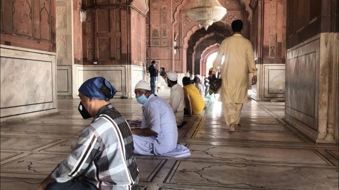 Representational image of people offering namaz at Jama Masjid in Old Delhi | Taran Deol | ThePrint