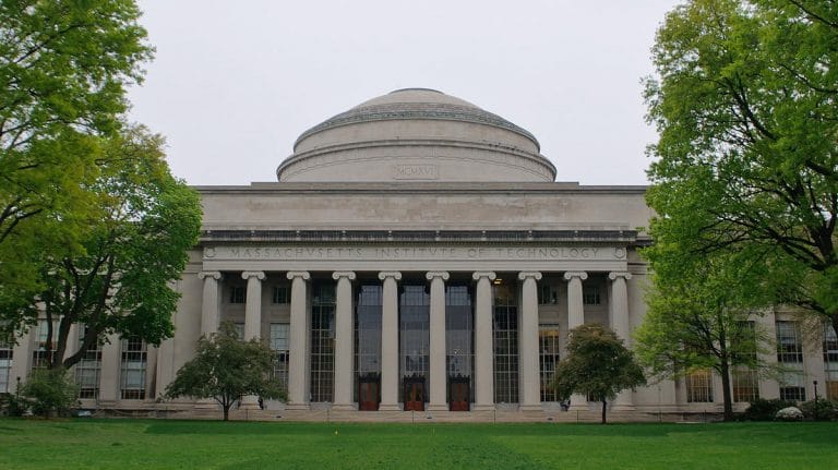 MIT professor charged with fraud for hiding millions in China grants