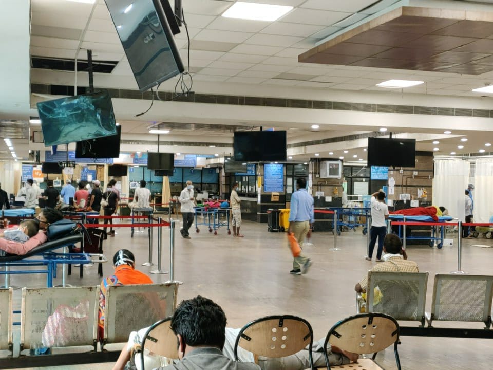 The AIIMS Emergency ward. Photo: Simrin Sirur/ThePrint