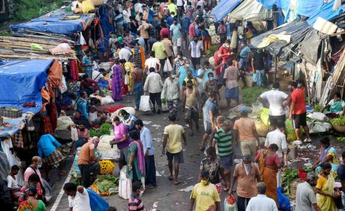 A crowd at the Kolkata flower market Thursday | Representational image | ANI