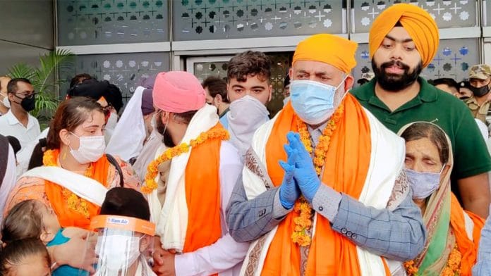 11 members of minority communities of Afghanistan, including a Sikh community leader who was kidnapped and later released, arrived Sunday after India granted them visas and facilitated their travel | ANI