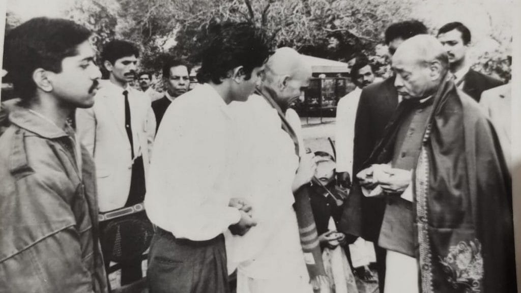 Pandit Sharma meeting former prime minister of India P.V. Narasimha Rao | By special arrangement