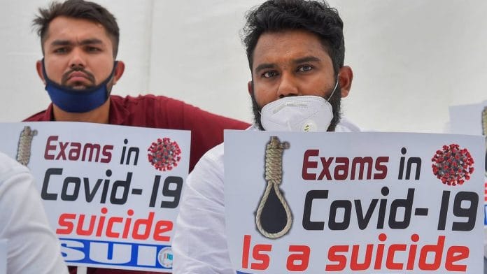 NSUI members on a hunger strike in protest against the government's decision to call for University exams amid COVID-19 pandemic, in New Delhi on 26 August 2020 | Kamal Singh | PTI