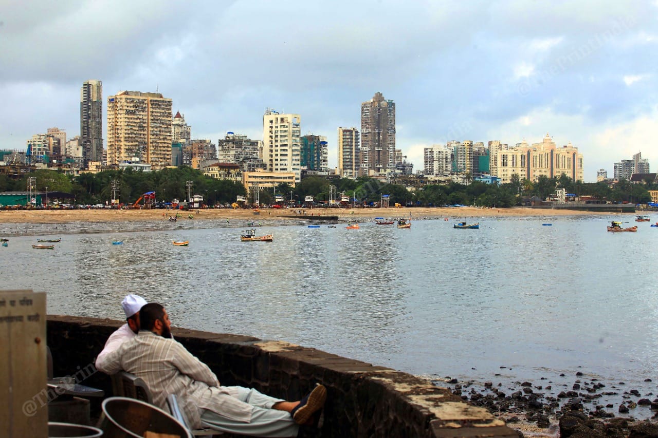 The Girgaum-Chowpatty beach usually witnesses overwhelming crowds and the area around it is riddled with traffic jams on the final day of Ganeshotsav, but this year, it saw few devotees | Vasant Prabhu | ThePrint