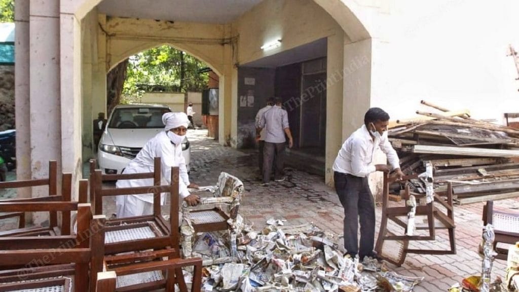 New chairs are being brought in for the expected rush of accused and visitors at the Lucknow's Old High Court building | Photo: Praveen Jain | ThePrint