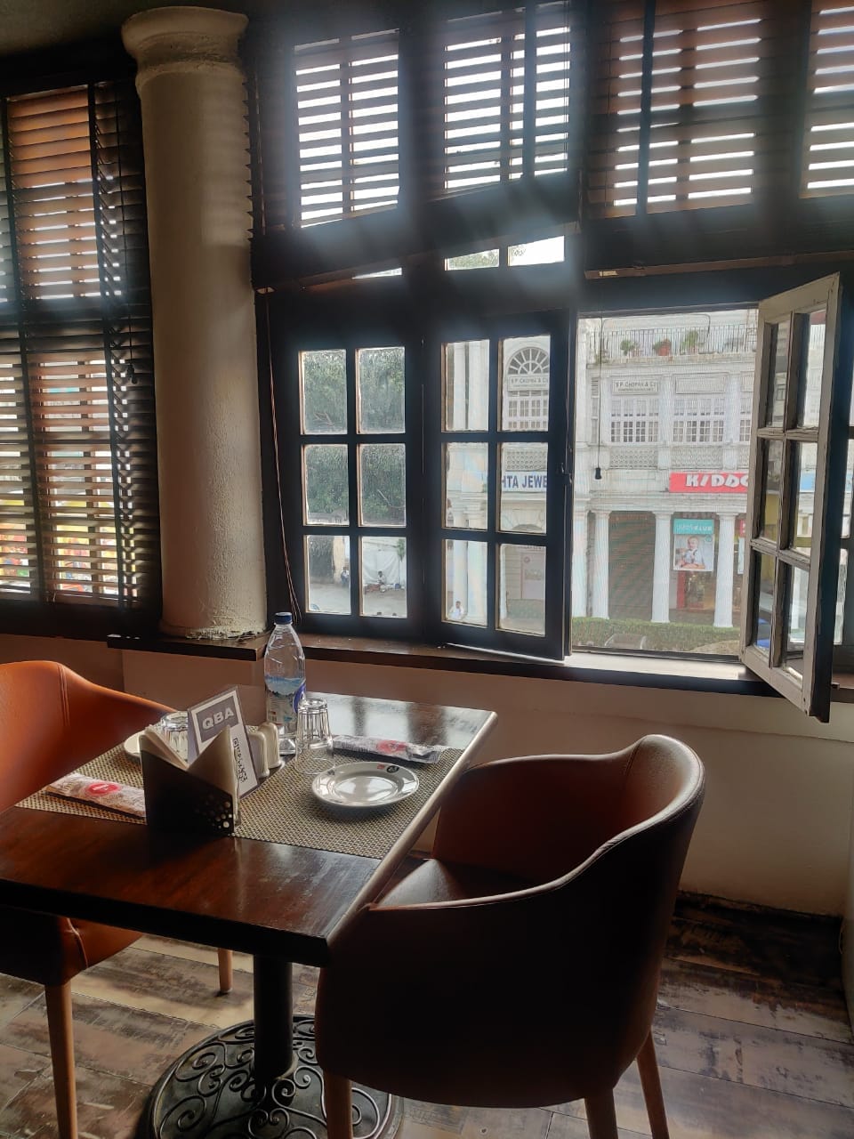 Open windows at QBA, Connaught Place | Bismee Taskin | ThePrint