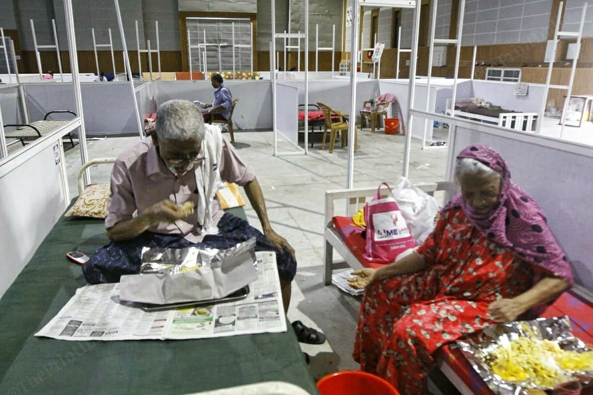 Food is served to everyone | Photo: Praveen Jain | ThePrint