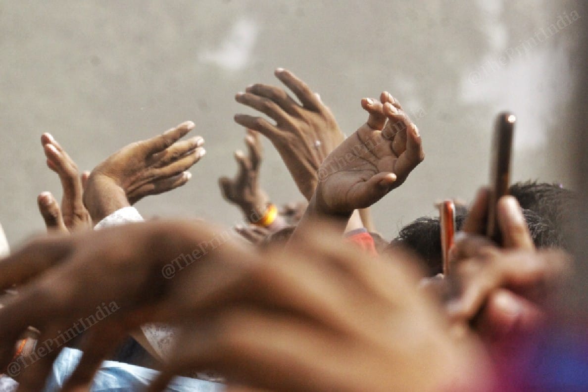 People raised slogans in support of Nitish Kumar at the rally | Photo: Praveen Jain | ThePrint