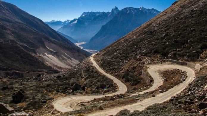 Representational image of border roads | Commons