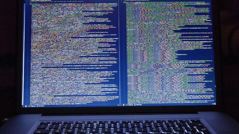 Suspected Russian hackers attack US govt agencies