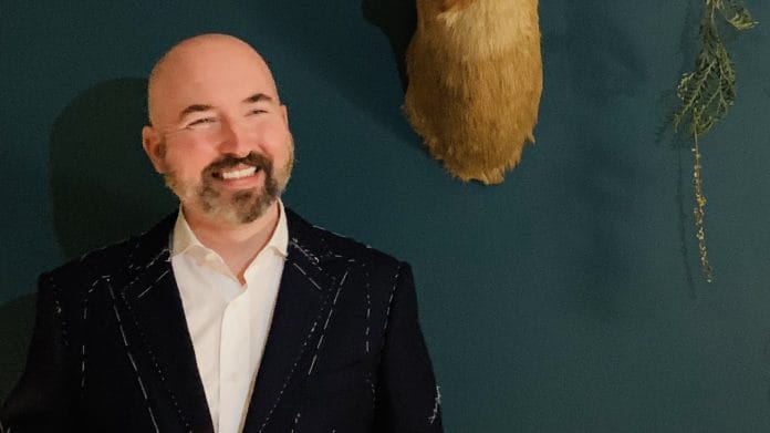 Author Douglas Stuart | @Doug_D_Stuart | Twitter