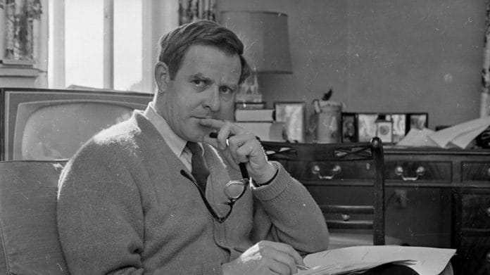 John Le Carre in 1965. | Photographer: Terry Fincher | Express/Getty Images via Bloomberg