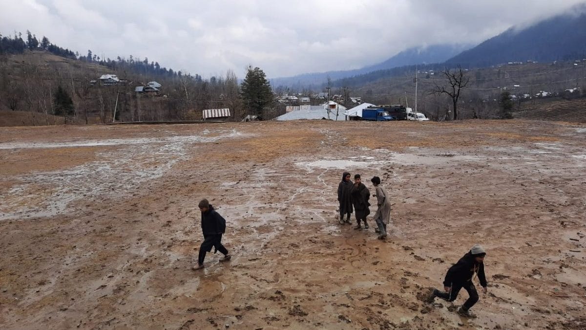 Voters in Rajwara say their main issue is development | Photo: Azaan Javaid | ThePrint