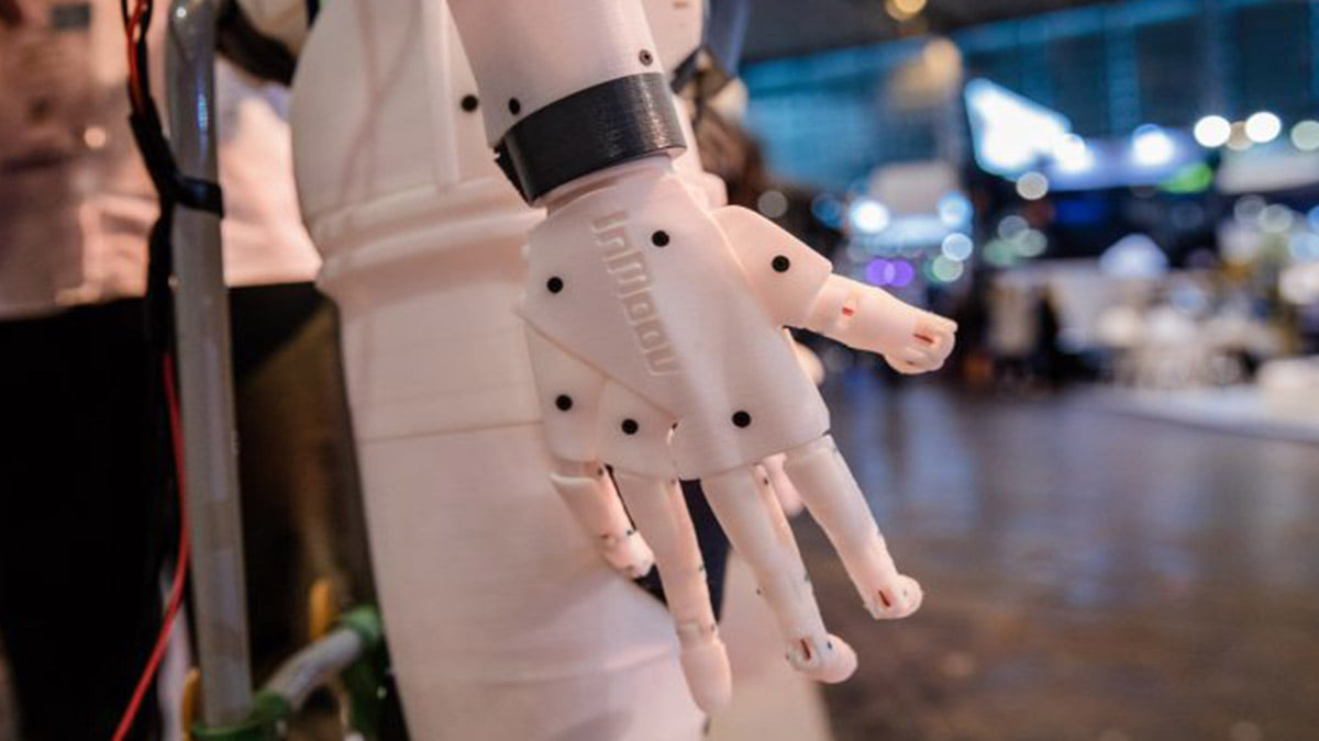 Win Back Hand Robotics Why we may be exactly wrong about technology and inequality