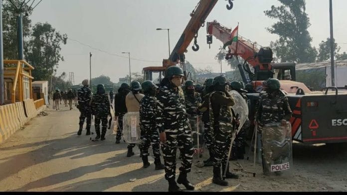 Police personnel in Singhu border on 29 January 2021 } Bismee Taskin | ThePrint