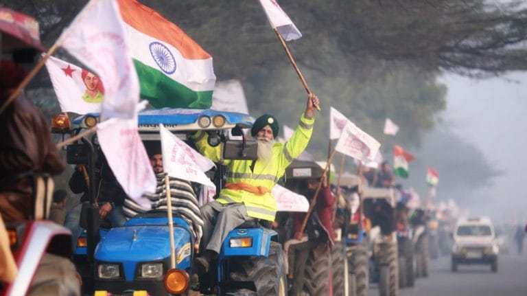 Delhi tractor rally — Rubika says ‘shameful’, Ravish laments violence, News18 on Waterthon