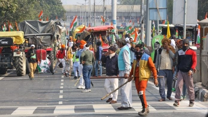 Violence during farmers' rally in the national capital on 26 January 2021. | Photo: Suraj Singh Bisht/ThePrint