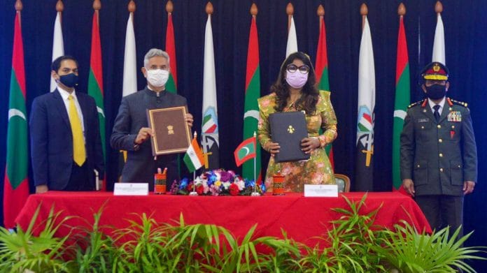 External Affairs Minister S Jaishankar with Maldivian Defence Minister Mariya Didi on 21 February 2021 | Twitter/@DrSJaishankar