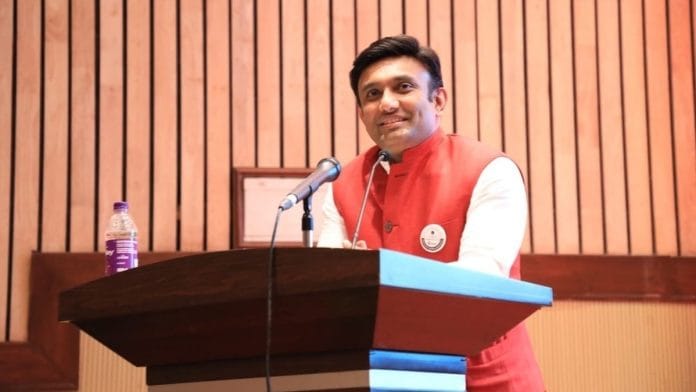 A file photo of K. Sudhakar, Minister for Health & Family Welfare and Medical Education, Karnataka. | Photo: Twitter/@mla_sudhakar