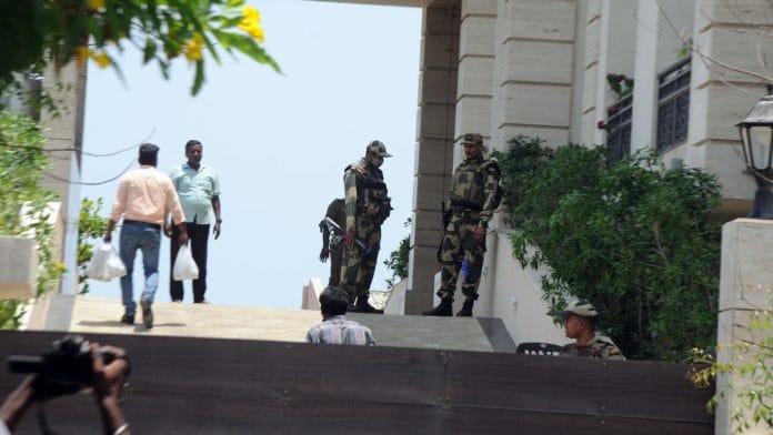 Security personnel stand outside DMK chief M.K. Stalin's daughter and son-in-law's residence as the Income Tax Department conducts a raid in Chennai on 2 April | Photo: ANI