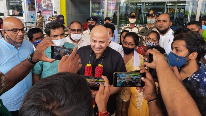 Manish Sisodia lands in Goa on 11 April, 2021 | Twitter