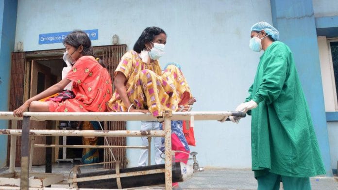 Covid-19 patients wait for admission at a Kolkata hospital on 13 May 2021 | ANI