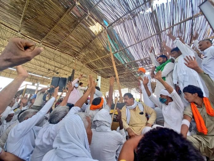 Farmers of the Bhartiya Kisan Union (BKU) ahead of the violence clash with police in Hisar, Haryana on 16 May 2021 | Twitter/@BKU_Charhuni