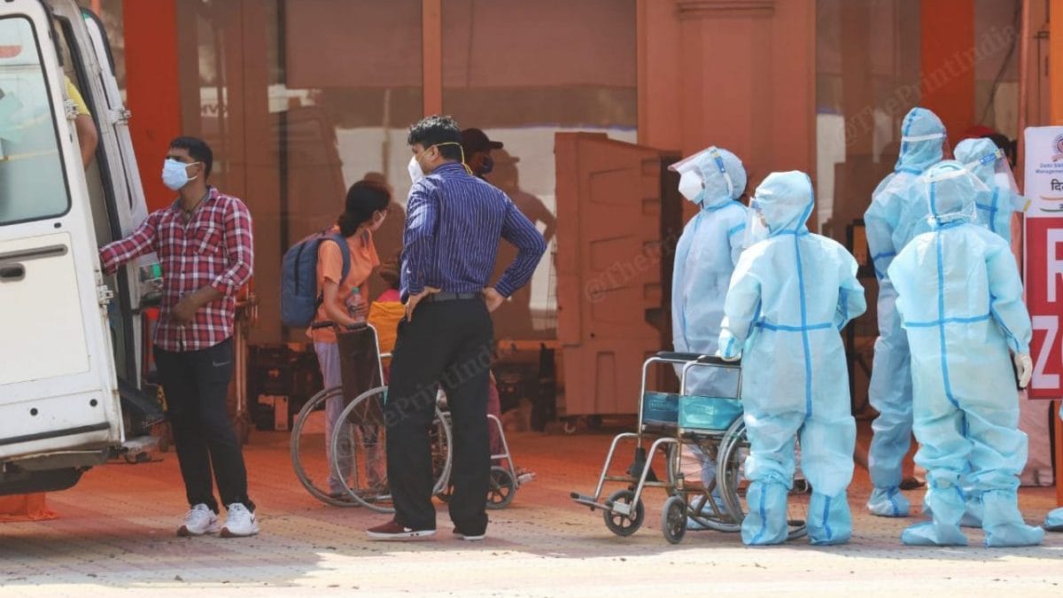 On its first day, the newly operational 400-bed Covid facility at the Rakab Ganj Gurudwara Monday saw a steady stream of patients | Photo: Manisha Mondal/ThePrint