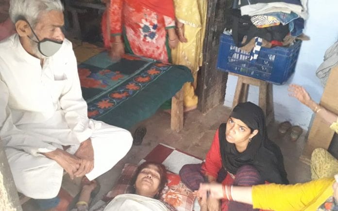 Family members of Faisal at their home in Bangarmau | Photo: Prashant Srivastava