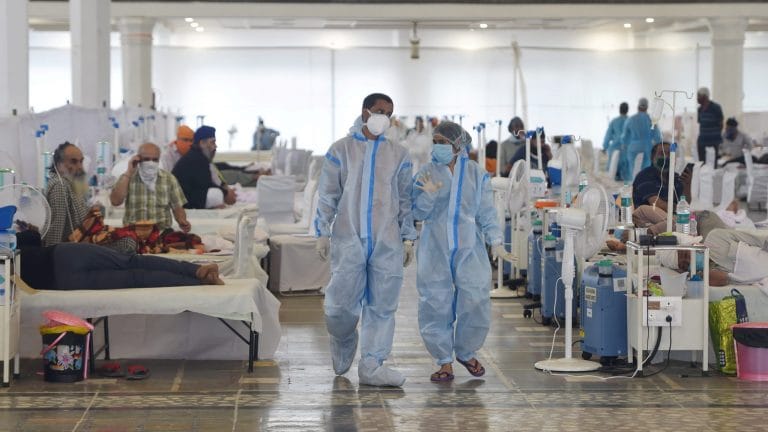 Deltacron: What scientists know so far about this new hybrid coronavirus