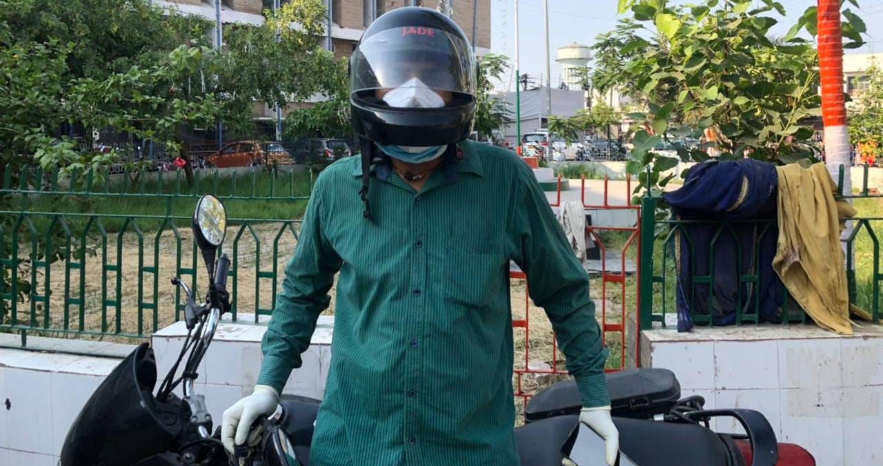 Sheela Kumari's son outside NMCH | Jyoti Yadav | ThePrint