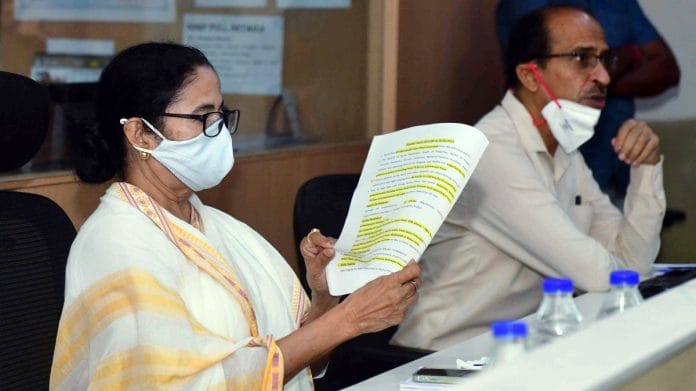 West Bengal CM Mamata Banerjee at Nabanna Control Room to monitor cyclone Yaas in Kolkata, on 26 May 2021 | ANI photo