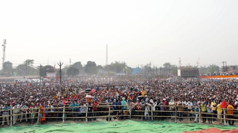 SubscriberWrites: Time to depend on leaders is over, common man needs to step up to make India great