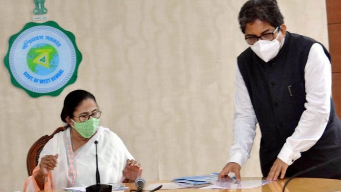 CM Mamata Banerjee with Alapan Bandyopadhyay during a meeting, in Kolkata | Photo: PTI