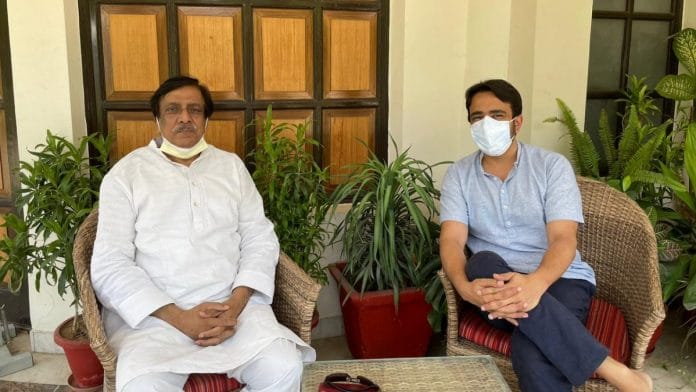 Senior journalist Shahid Siddiqui (left) with RLD chief Jayant Chaudhary | Photo: Twitter/shahid_siddiqui