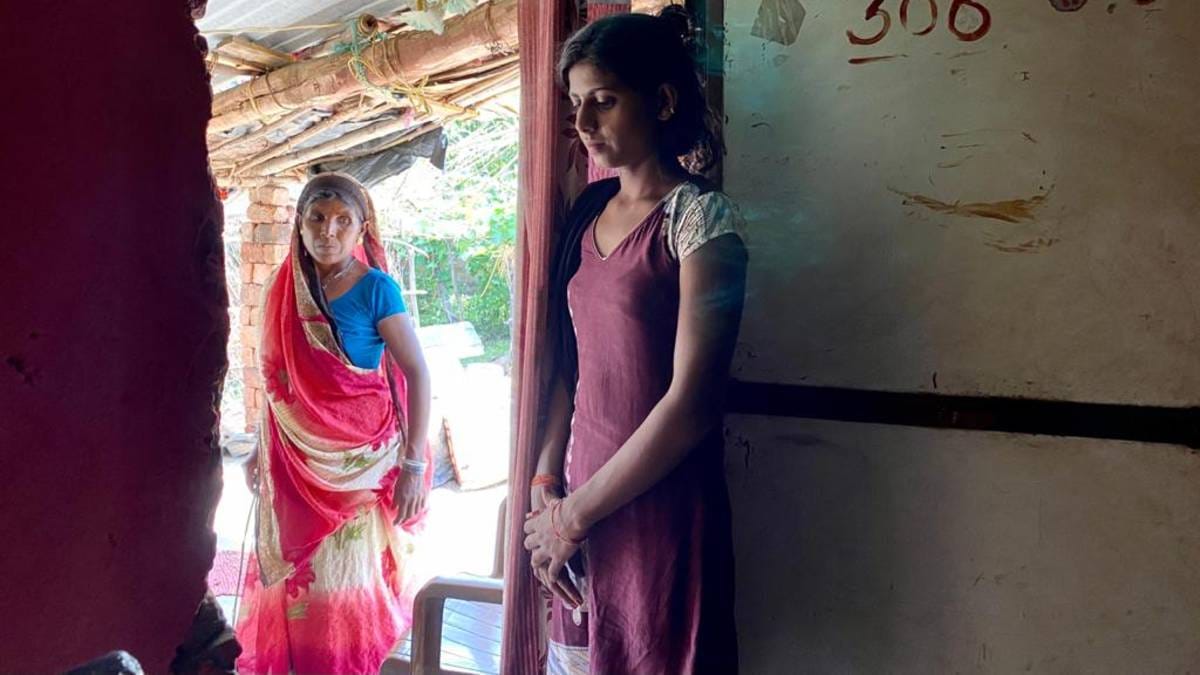 Chanda Kewat, with daughter Rachina | Nirmal Poddar | ThePrint